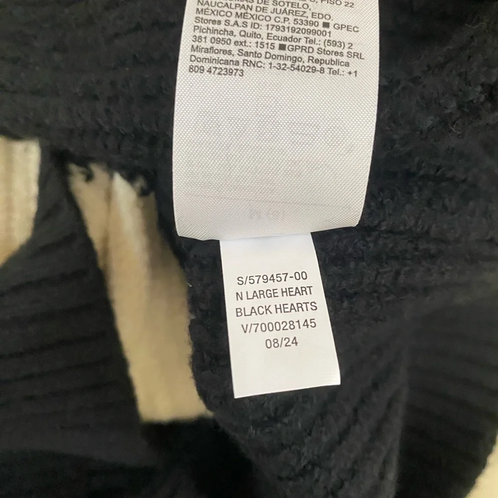 NWT Old Navy Girls SoSoft Black and White Heart Knit Sweater
